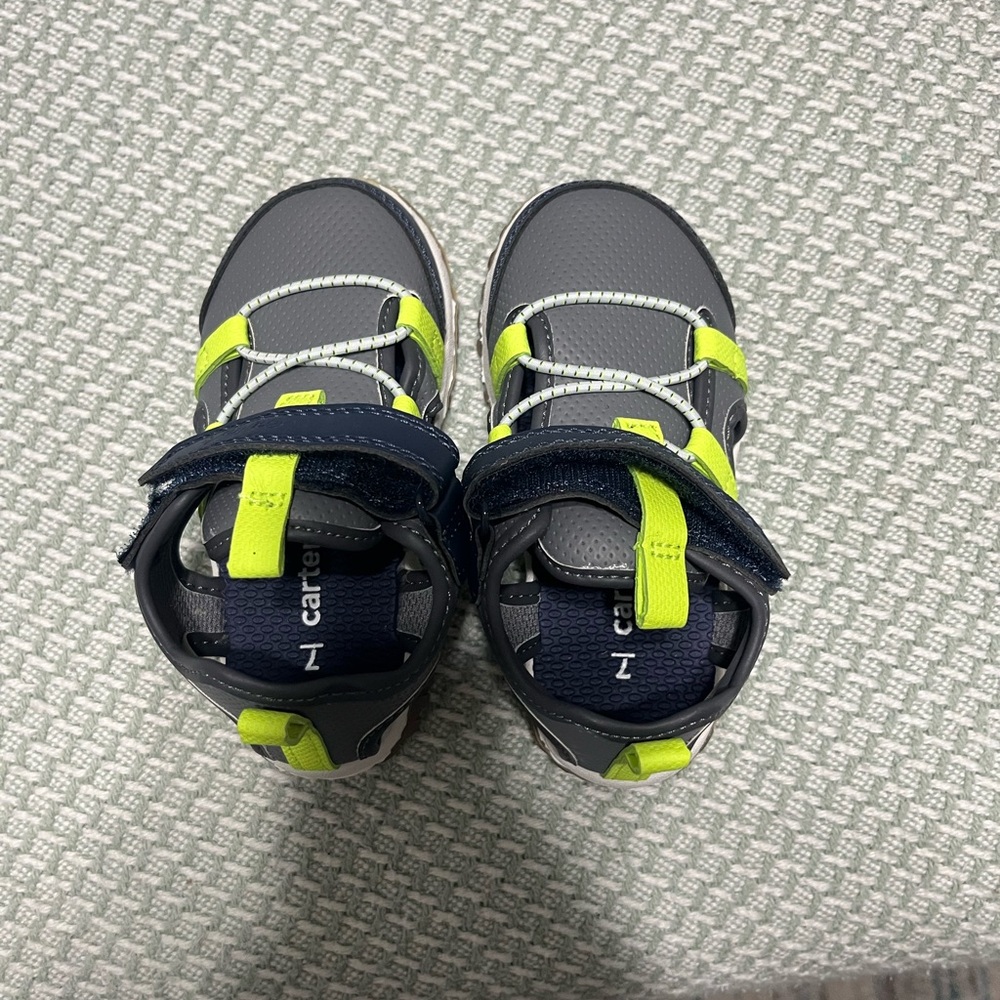 Carter’s toddler boy size 7 sandals NWOT